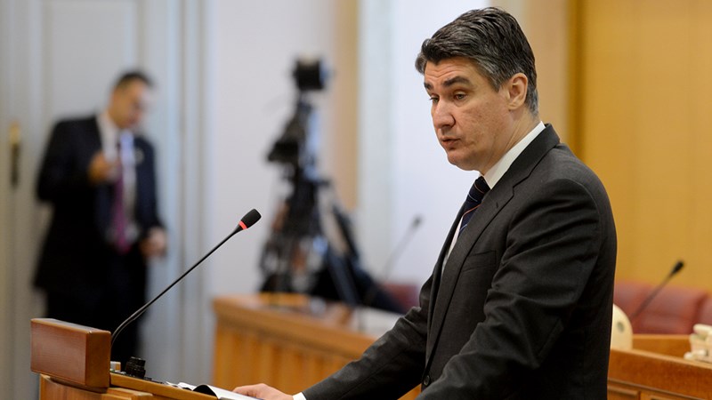 Predsjednik Vlade Milanović: Protiv sam zatvaranja rafinerije u Sisku